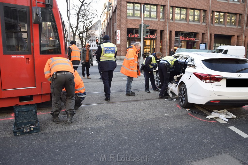 VU PKW Strab Koeln Mitte Pipinenstr Hohestr P143.JPG - Miklos Laubert